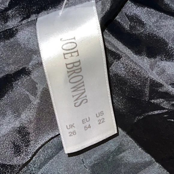 Joe Brown's Floral embroidered zip up jacket - Picture 5 of 9